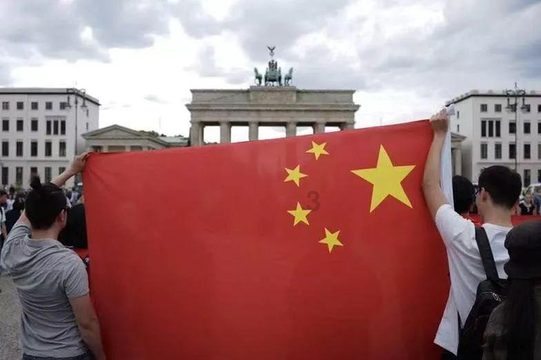 刘诗诗和自己的婆婆关系不融洽？什么原因导致的？游戏画面