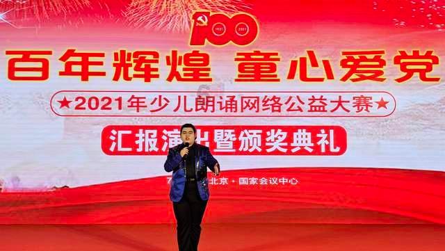 过气五位演员回归乡村:菜摊、猪圈与牧场