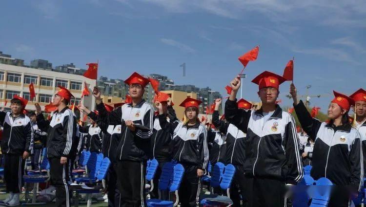 姜妍精英律师演的谁游戏画面