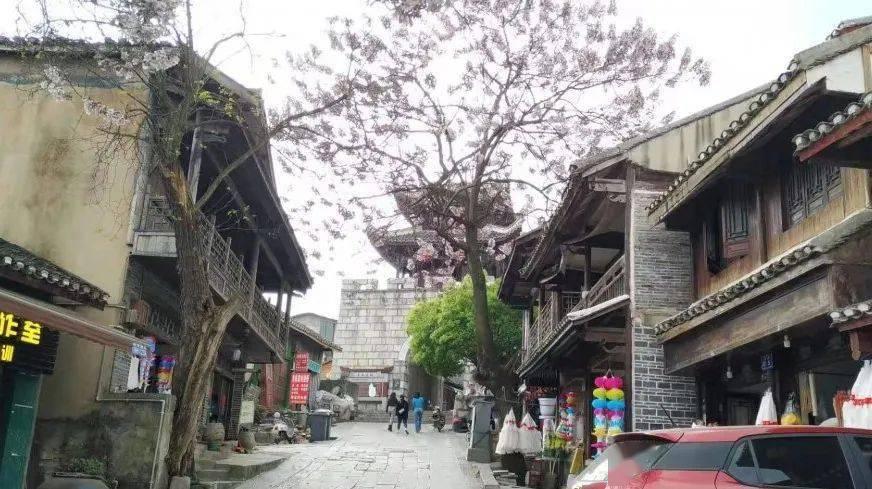 解锁你的吉鹿力 | 圆柱插座粗的接火线吗?问答社区